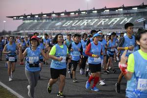 BIB: 516
                            <button type="button" onclick="openModal(10461942)" class="btn btn-primary btn-sm float-right btn-popup" data-toggle="modal" data-target=".modal-high-quality">
                        <i class="fas fa-shopping-cart"></i> Add to Cart
                    </button>
                                            <button type="button" onclick="isThisMe(10461942, true)" class="btn btn-success btn-sm float-right btn-popup btn-isme hidden" data-toggle="tooltip" data-placement="bottom" title="นี่คือรูปของคุณใช่ไหม คลิกที่นี่เพื่อเอาเข้าอัลบั้ม">
                        <i class="fas fa-plus"></i> Add to album
                    </button>
                    <button type="button" onclick="isThisMe(10461942, false)" class="btn btn-warning btn-sm float-right btn-popup btn-isnotme hidden">
                        <i class="fas fa-ban"></i> Remove from album
                    </button>